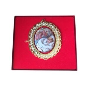 Vintage Victorian “Santa’s Visit” Ornament